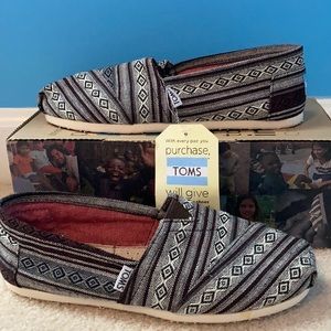 Toms Brand Shoes